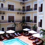 Hotel Majestic - エレベーターホールから見える中庭