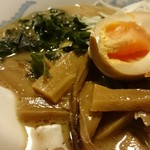 汁番 - 汁番ラーメンドアップ