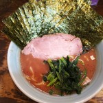 らーめん武道家 口 - ラーメン¥700＋海苔Ｗ¥100