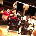 エディション・コウジ シモムラ - オルゴールもお店で購入できるそう。