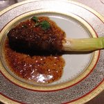 ワキヤ 一笑美茶樓 - まこもだけの牛肉巻き