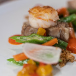 オクサリス - 【前菜（アントレ）之一】、"煎鰕仁（むきえびソテ）"