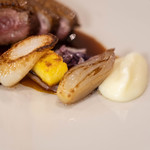 オクサリス - 【禽獣肉（ヴィアンド）】、煎鴨（かもいりつけ）の蔬菜（あをもの）