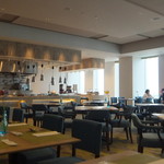 イースト ウィンド ガイエン - 店内