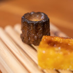 オクサリス - 【茶菓子（ミニャルディーズ）】、カヌレ