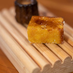 オクサリス - 【茶菓子（ミニャルディーズ）】、橘（オレンヂ）と芭蕉（バナヽ）の焼菓子（やきぐわし）