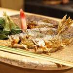 富小路 やま岸 - ☆美山の鮎塩焼きと鯛昆布〆のちまき