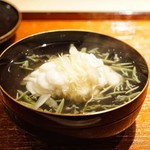 富小路 やま岸 - ☆椀物 アブラメとじゅんさい