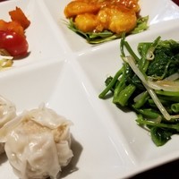 フーロン - ③空心菜炒め
                ④海老チリソース
                ⑤焼売
                ⑥箸休め4品
                (クラゲの和え物、キムチ、胡麻昆布、ミニトマト)