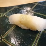 鮨處つの田 - たいら貝(18-06)