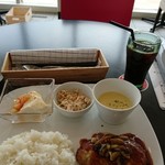 cafe きらり - 豆腐ハンバーグ定食750コーヒー50     800円