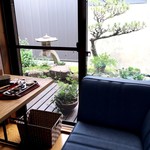 茜CAFE - 坪庭窓際席♡