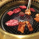 Sumibiyakiniku Kuguru - 