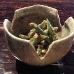 佳酒真楽 まゆのあな - いんげんのごままぶし