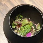 アコルドゥ - 野迫川のアマゴ フェンネル　燻した卵