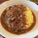 ムーンボウ - 茄子と挽肉のカレー