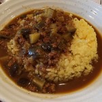 ムーンボウ - 茄子と挽肉のカレー