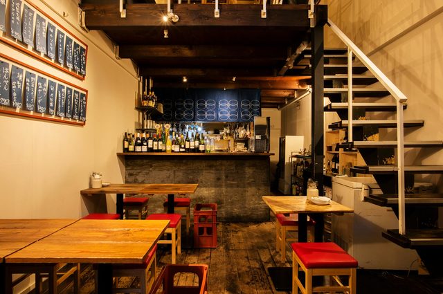 ワインとお酒、フレンチおでん ビストロバンバン