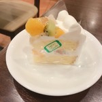 イタリアン・トマトカフェジュニア - フルーツショートケーキ