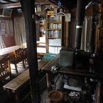 しらびそ小屋 - 店内①
