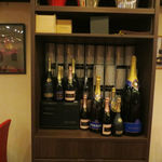 Bistro Champagne Tresors - 