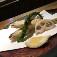 日本料理 新 - 