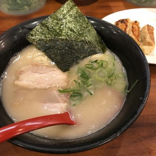 博多ラーメン　本丸亭 刈谷店