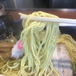 しお貫 - 塩らーめんの麺アップ