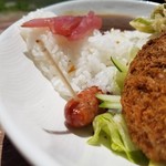 こびそ - 放水用にソーセージ刺さってる～♪