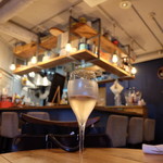 エスタシオン - かわいらしい店内