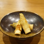 心粋厨房 獬 - さしぼ：イタドリの新芽