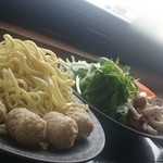 カフー リゾート フチャク コンド・ホテル - 朝鍋具材