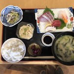 いただきさんの海鮮食堂 - 刺身定食