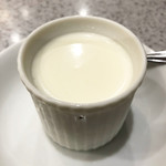 中国料理 一楽 - 杏仁豆腐。