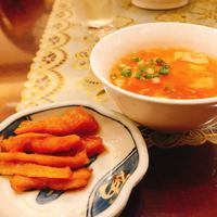 状元樓 横浜中華街本店 - たくあんとトマトスープ