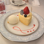 五感 - 北海道産クリームチーズとマスカルポーネのドゥフロマージュ