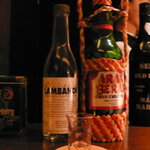 BAR Too - いい感じでバーテンダーさんが隠れてます（笑）