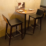 TENPURA BAR TENBAR - BAR感覚で使いやすいテーブル席