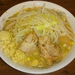 ラーメン二郎 品川店 - 普通盛  小＋ネギ  麺少なめ  ニンニクマシ