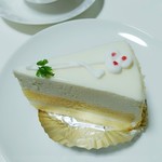パティスリー　ウチヤマ - レアチーズケーキ