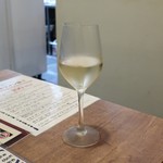 トリワイン ＰＩＫＯＳＨＨＨＵ - １００円白ワイン