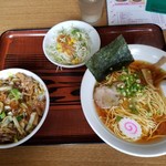 大王 - お得ランチ 醤油ラーメン＋焼肉丼