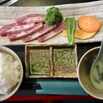 焼肉 炎 - 信州牛カルビ定食1500円