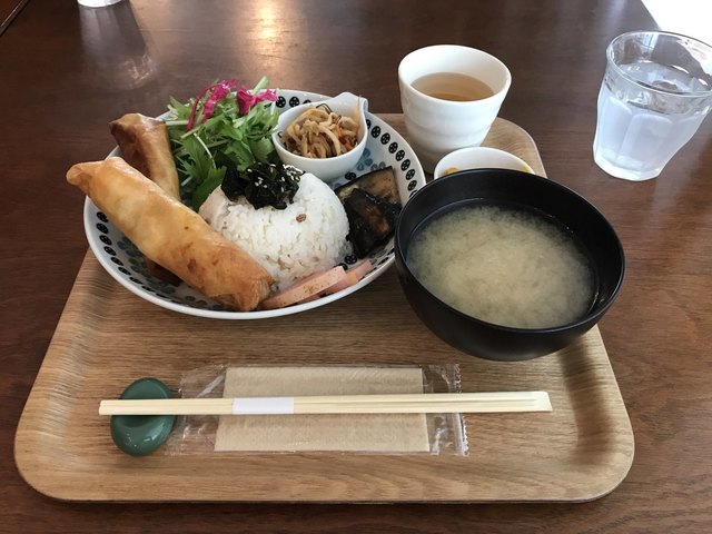 インドリヤ 弘高下のカフェ｜弘前市紙漉町の穴場カフェ