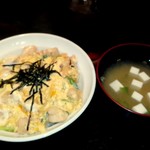 Basusutoppu - 親子丼　￥700