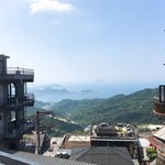 戲夢人生茶飯館 - あの遠くに見えてる景色も【千と千尋の神隠し】に出てきてたような…