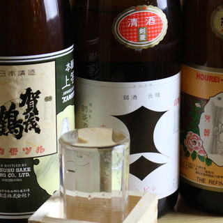 Sake spills over the square ◎ Find your favorite flavor.