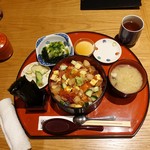 目黒魚金 - 海鮮バラちらし御膳1,706円