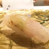 鮨 千陽 - 平目の昆布〆