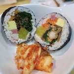 고봉민김밥인 - 돈까스김밥（トンカツキンパ）3500₩、소불고기김밥（牛プルコギキンパ）4000₩